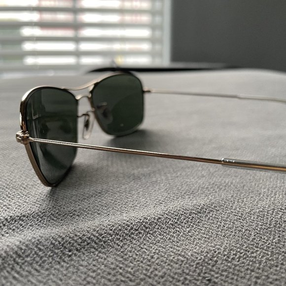 Classic Vintage 90s Ray Bans - Picture 2 of 16